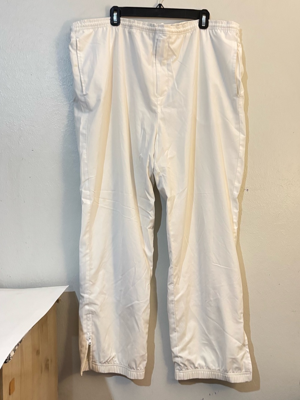 Men's White Elastic Waist Track Joggers